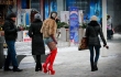 В сети появилось ФОТО вызывающе одетой девушки в центре Днепропетровска