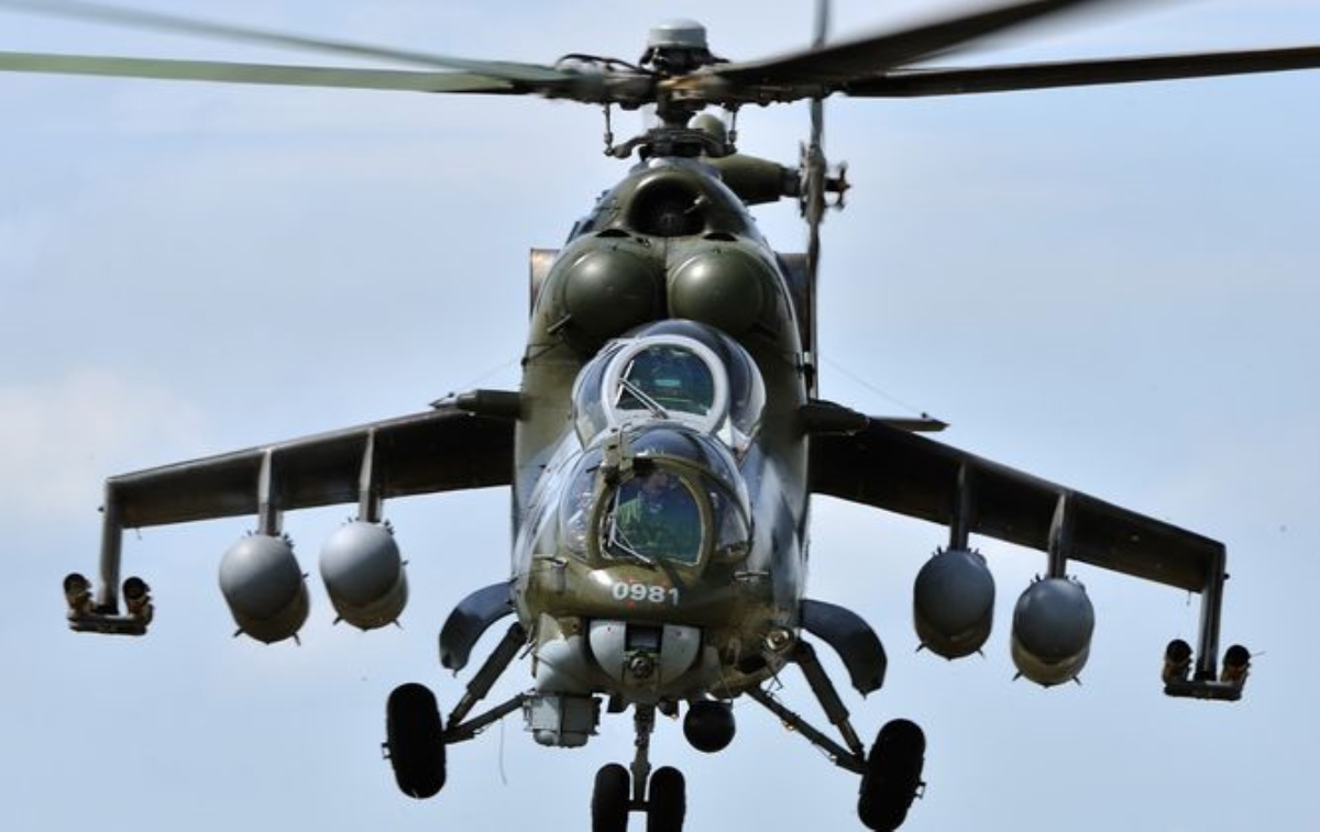 Российский военный вертолет пересек воздушное пространство Украины – пограничники