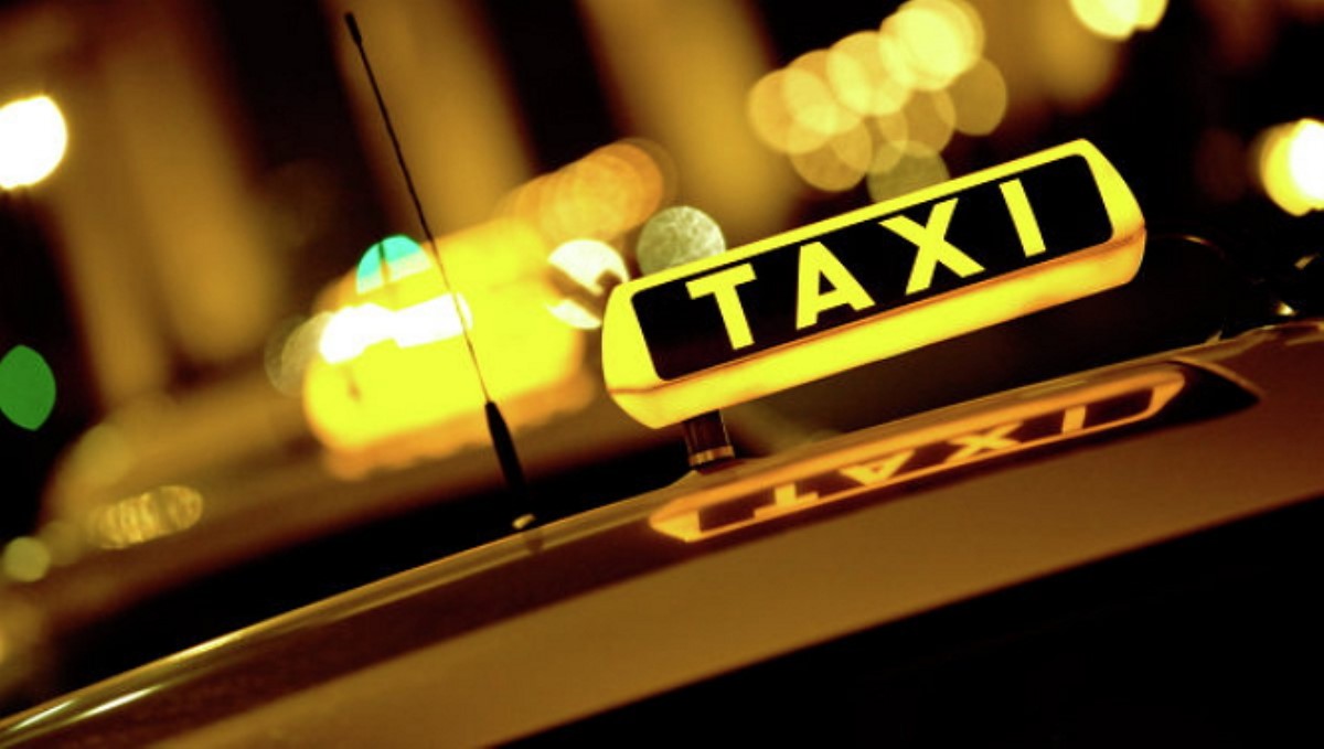 В Украине значительно подорожали услуги такси