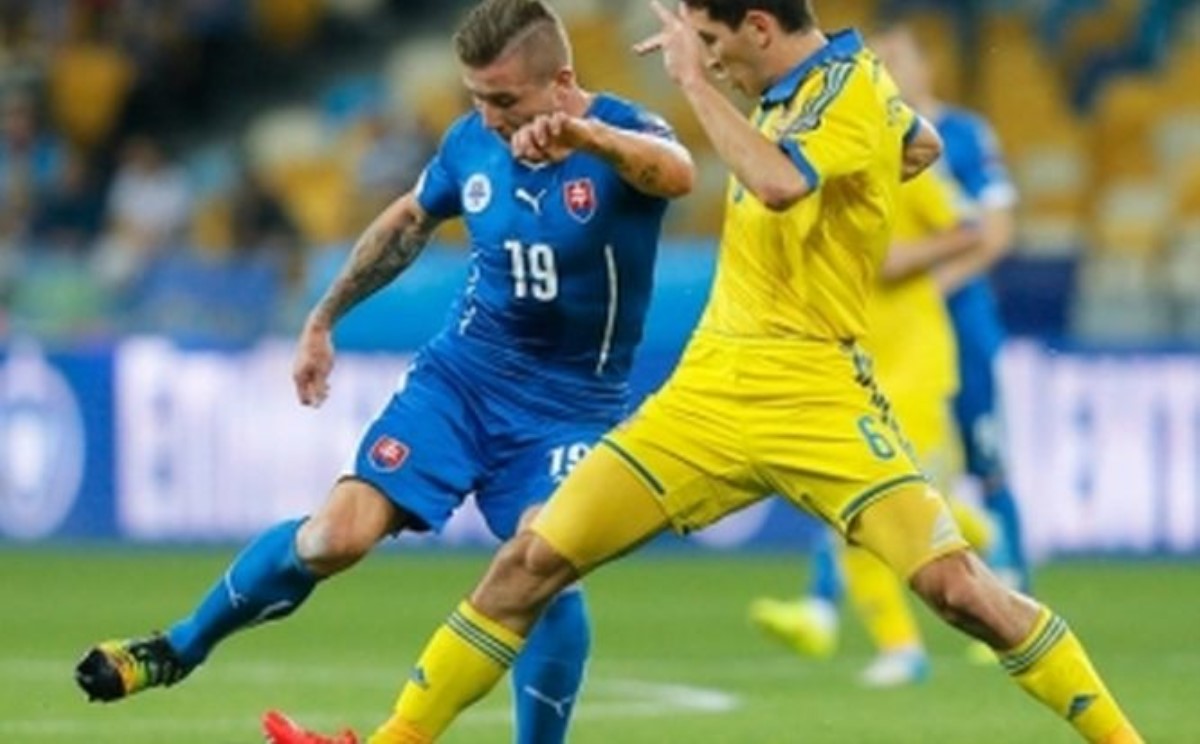 Сборная Украины проиграла первый отборочный матч Евро-2016