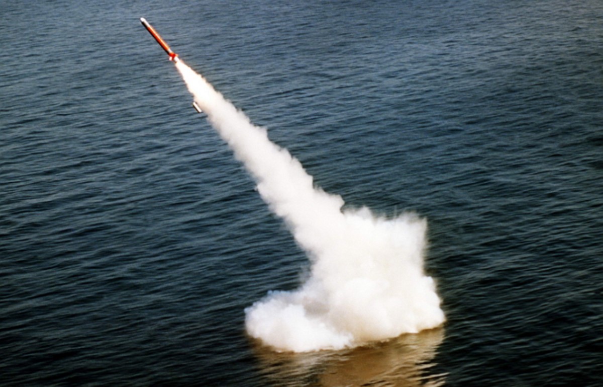 Из Средиземного моря в восточном направлении сегодня была запущена баллистическая ракета