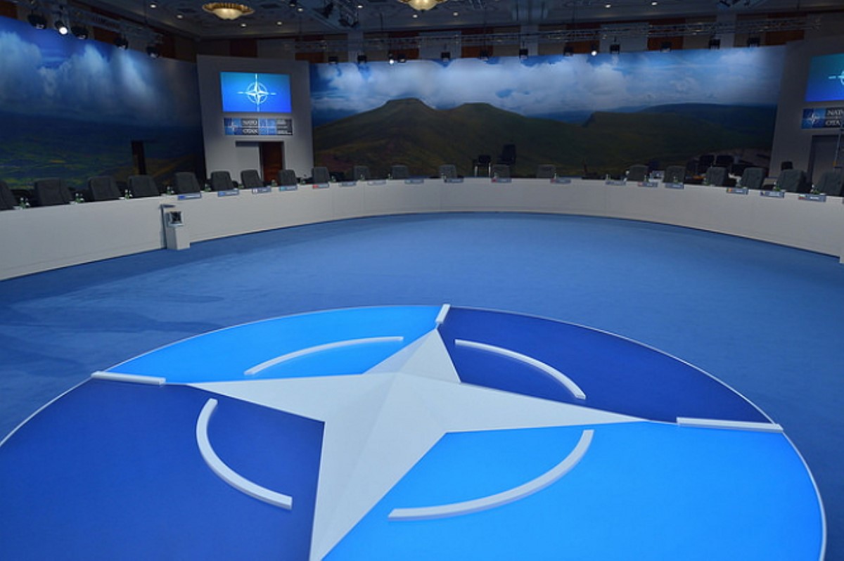Washington Post: Война в Украине началась из-за стараний НАТО «не обидеть» Россию
