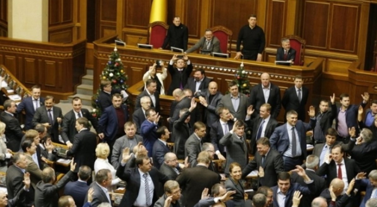 Около 70 нардепов, которые голосовали за «диктаторские законы», снова будут в ВР