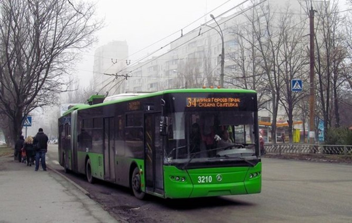 Трагедия в Харькове: троллейбус задавил ребенка