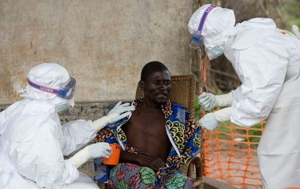 Более трехсот медиков скончались от Эбола