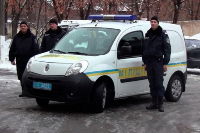 Группа бомжей ограбила на киевской улице 19-летних студентов