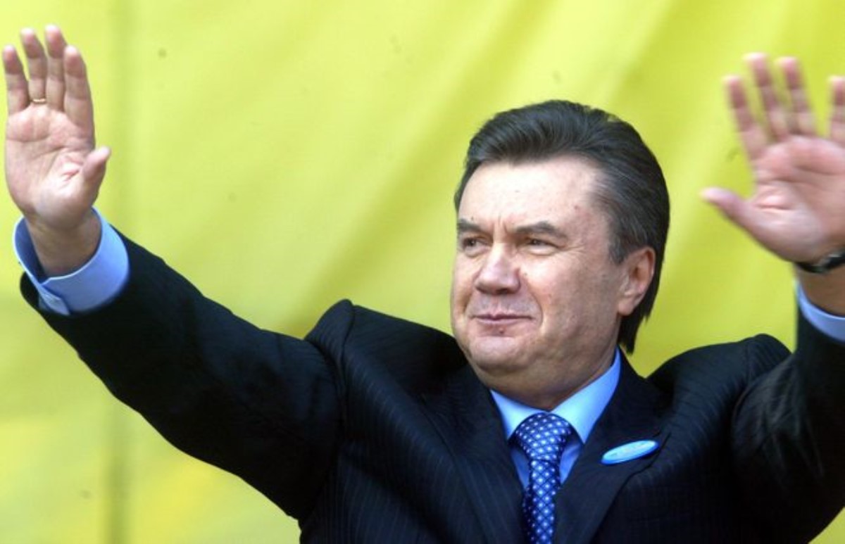 Экс-депутат точно знает, почему убежал Янукович