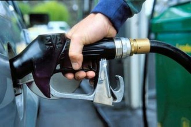 Цены на бензин выросли еще 1,3-1,5 гривны за литр