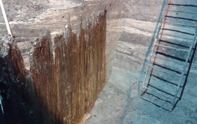 Археологи раскопали древнюю улицу в центре Киева