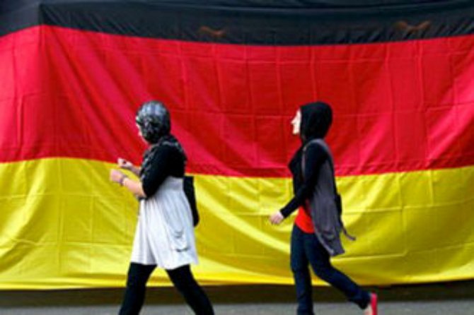 В Германии радикалы хотят создать исламское государство - контрразведка ФРГ