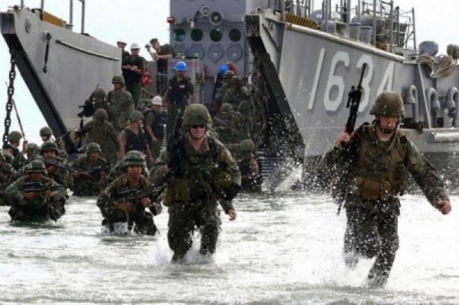 НАТО проведет в Европе крупнейшие со времен "холодной войны" учения