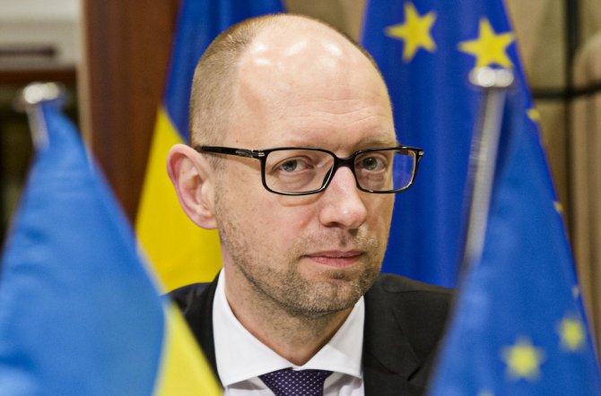 МВФ примет решение о выделении Украине очередного транша 31 июля - Яценюк