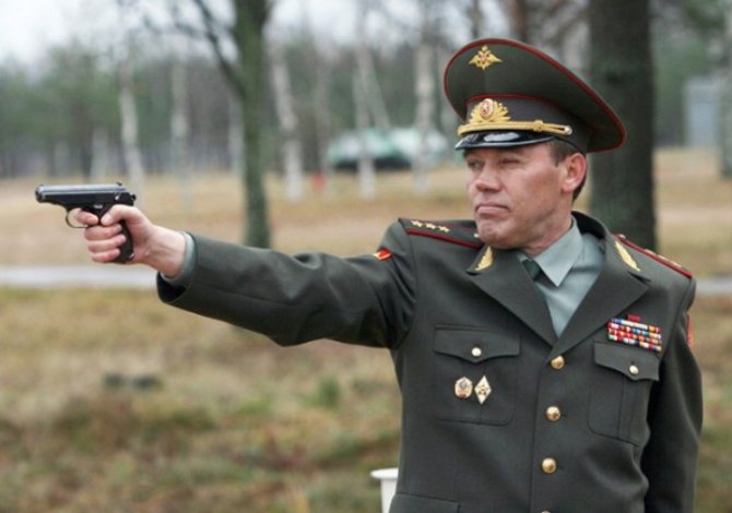Начальника Генштаба РФ Герасимова обвиняют в разжигании войны в Украине