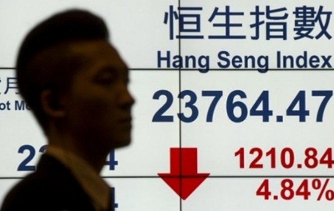 Шанхайский биржевой индекс упал более чем на 6%