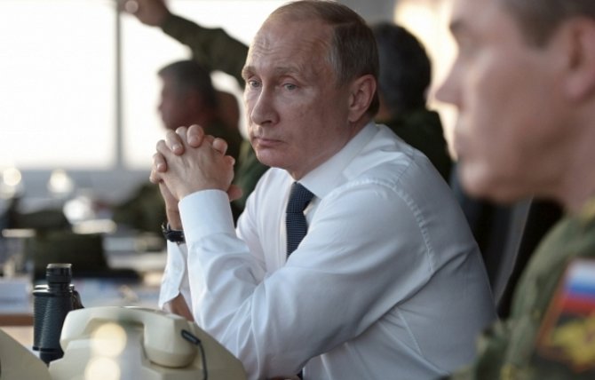 Bloomberg: Путин сказал, что планирует удары по Исламскому государству с США или без них