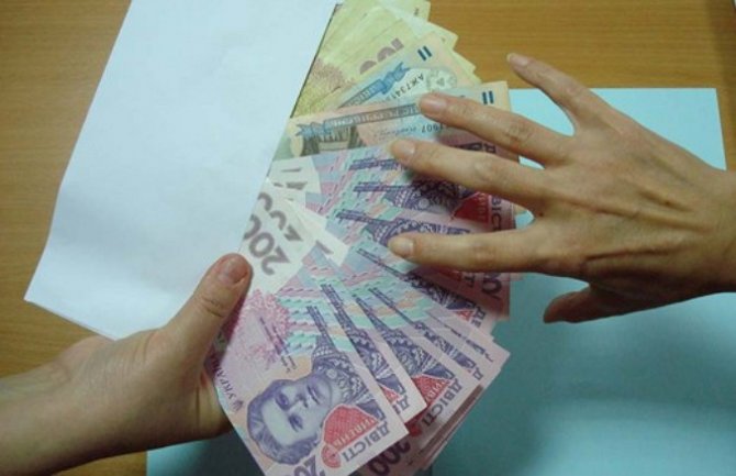 Аналитики составили ТОП-20 зарплат по самым востребованным профессиям в Украине