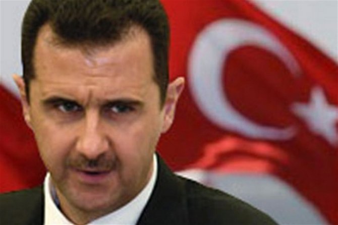 США больше не настаивают на немедленном уходе Асада - Керри