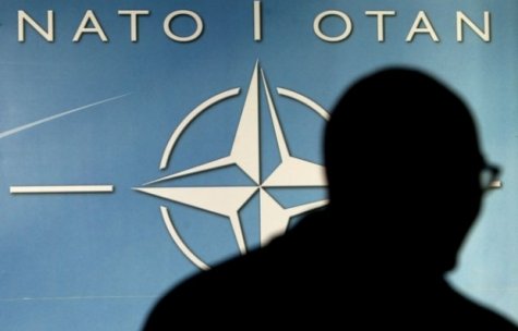 В штаб-квартире НАТО Муженко обсудит реформирование украинской армии