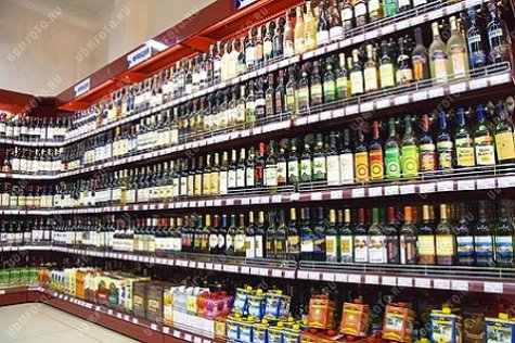 В Киеве хотят запретить ночную продажу алкоголя в супермаркетах