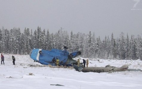В РФ упал вертолет с пассажирами, 15 погибших
