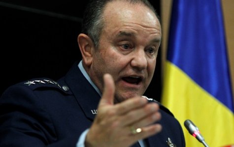 Командующий НАТО в Европе выступил за предоставление Украине летального оружия