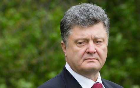 Порошенко ввел в действие решение СНБО о "списке Савченко"