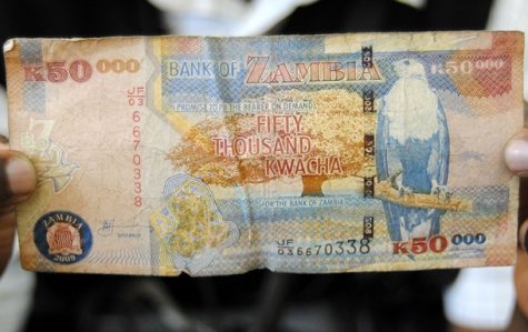 Замбийская квача по темпам роста опередила остальные 150 валют мира