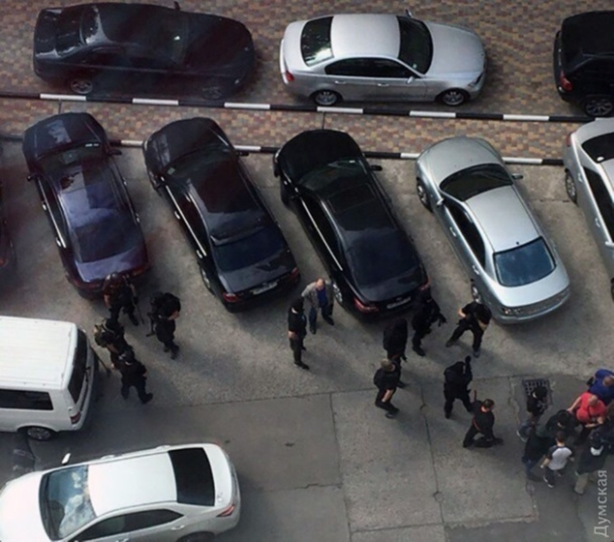 Возмущенные беспределом силовиков вьетнамцы вышли на улицы Одессы