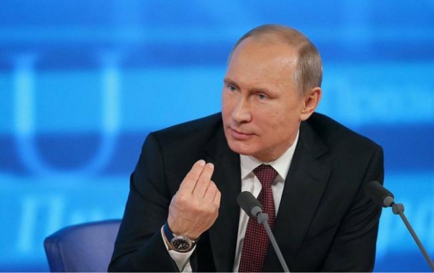 Путин повысил пенсионный возраст для чиновников РФ