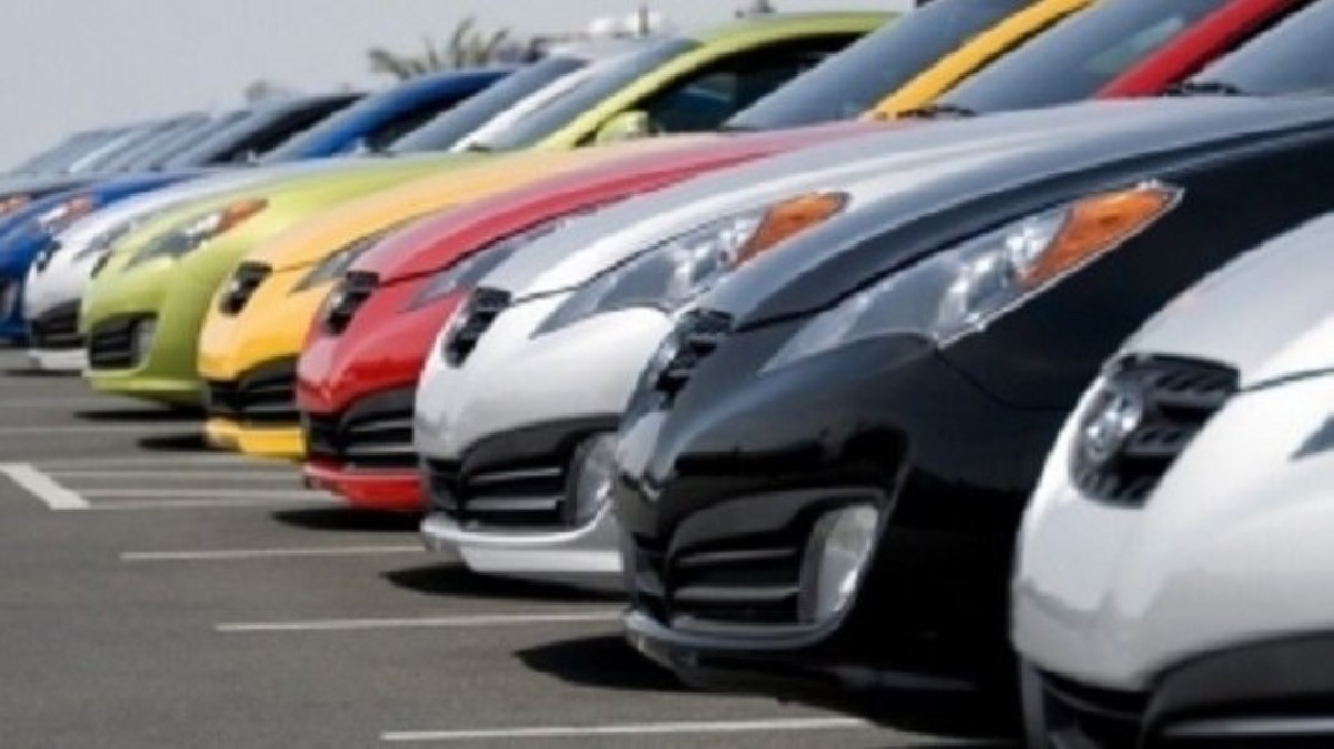 Продажи новых легковых авто в Украине за год выросли на 54%