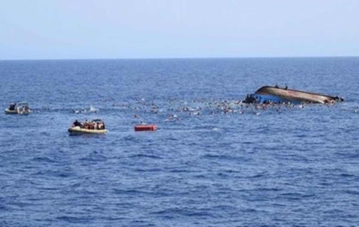 Около греческого Крита затонуло судно с 700 мигрантами