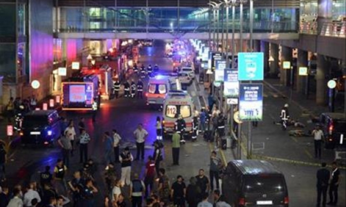 При взрывах в Стамбуле погибли 36 человек, среди жертв есть украинка
