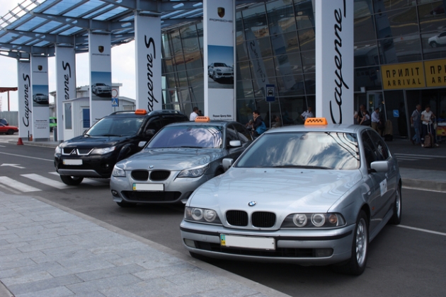 В Украине 95% такси работают нелегально - эксперт