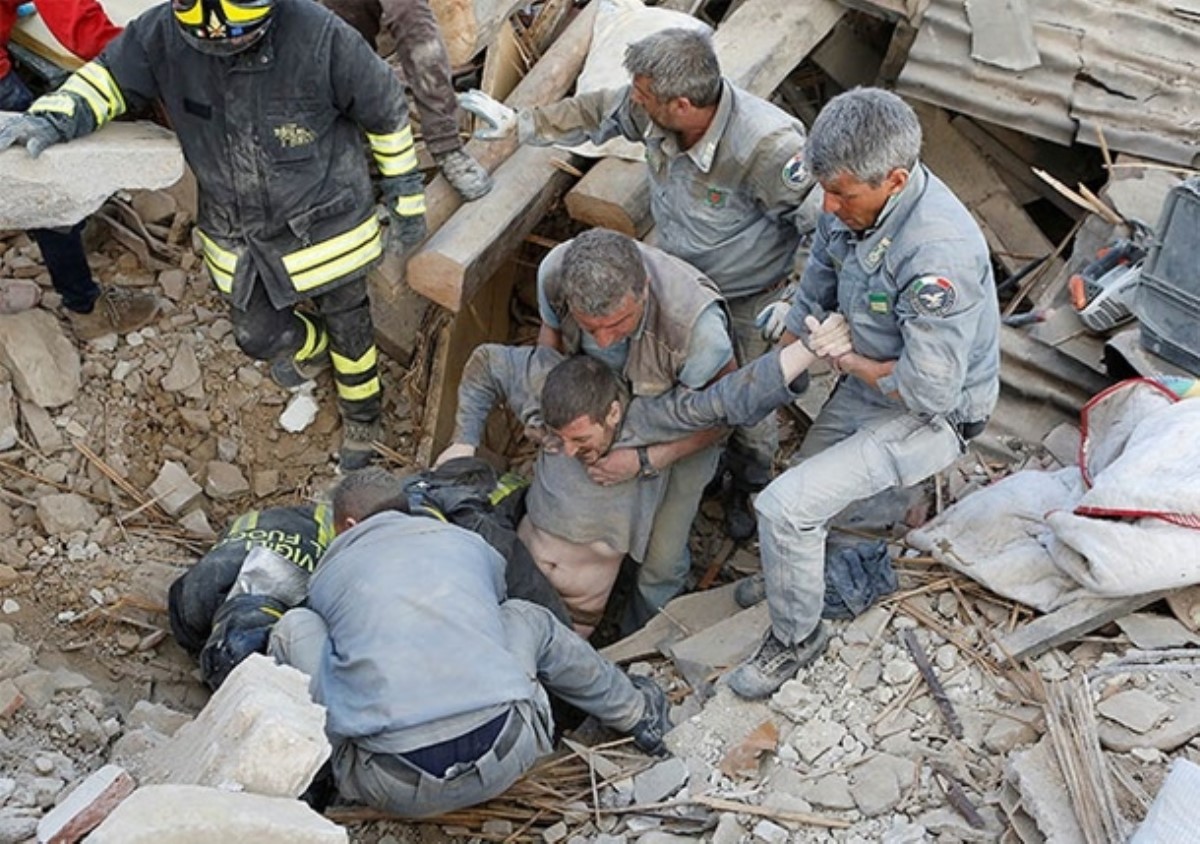 Число жертв землетрясения в Италии приблизилось к 160