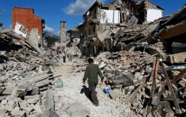 Количество погибших от землетрясения в Италии увеличилось до 293 человек