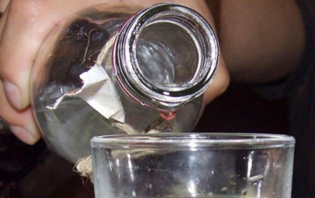 В Украине выросло количество пострадавших от отравления алкоголем