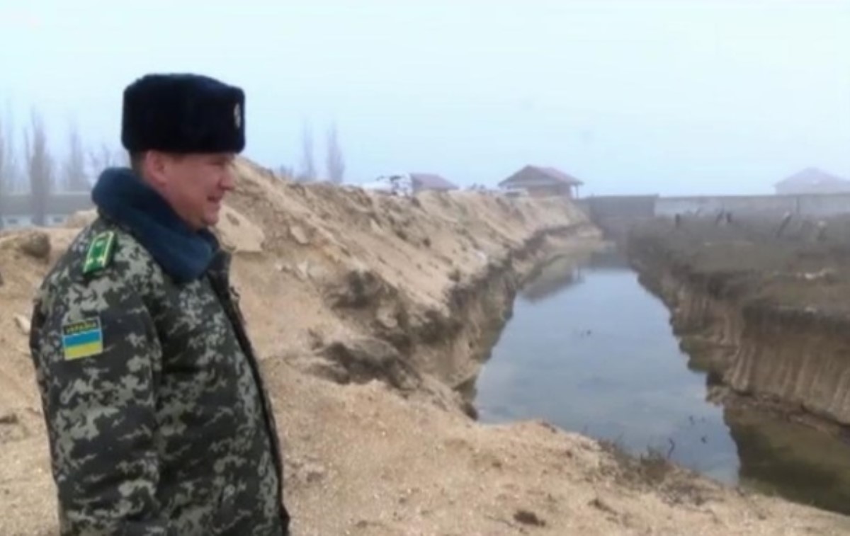 Украина подготовила 250 км противотанковых рвов на границе с РФ