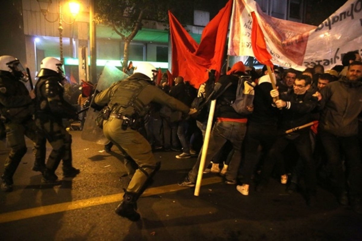 В Афинах прошли протеслы против визита Обамы