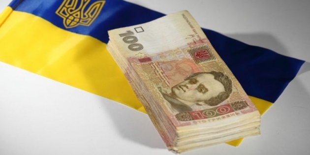 Озвучена средняя зарплата в Киеве