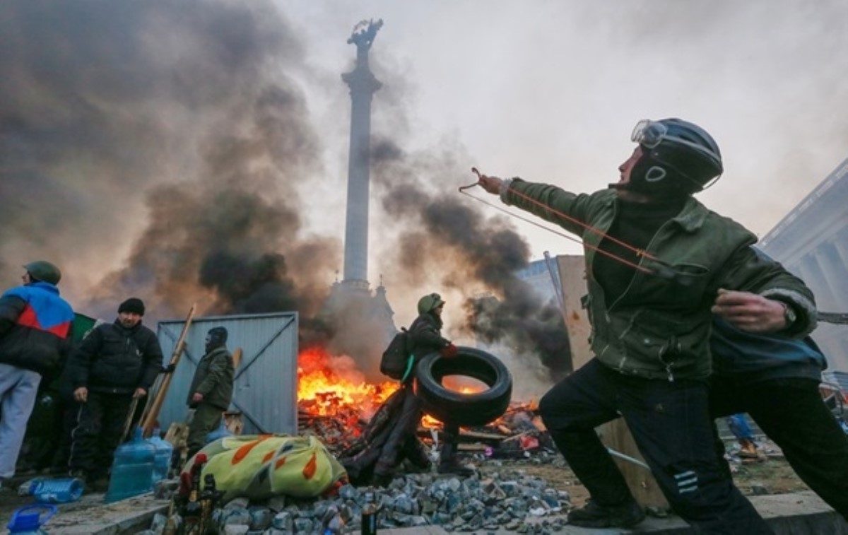 Данные о звонках, SMS и перемещениях времен Майдана попали под арест