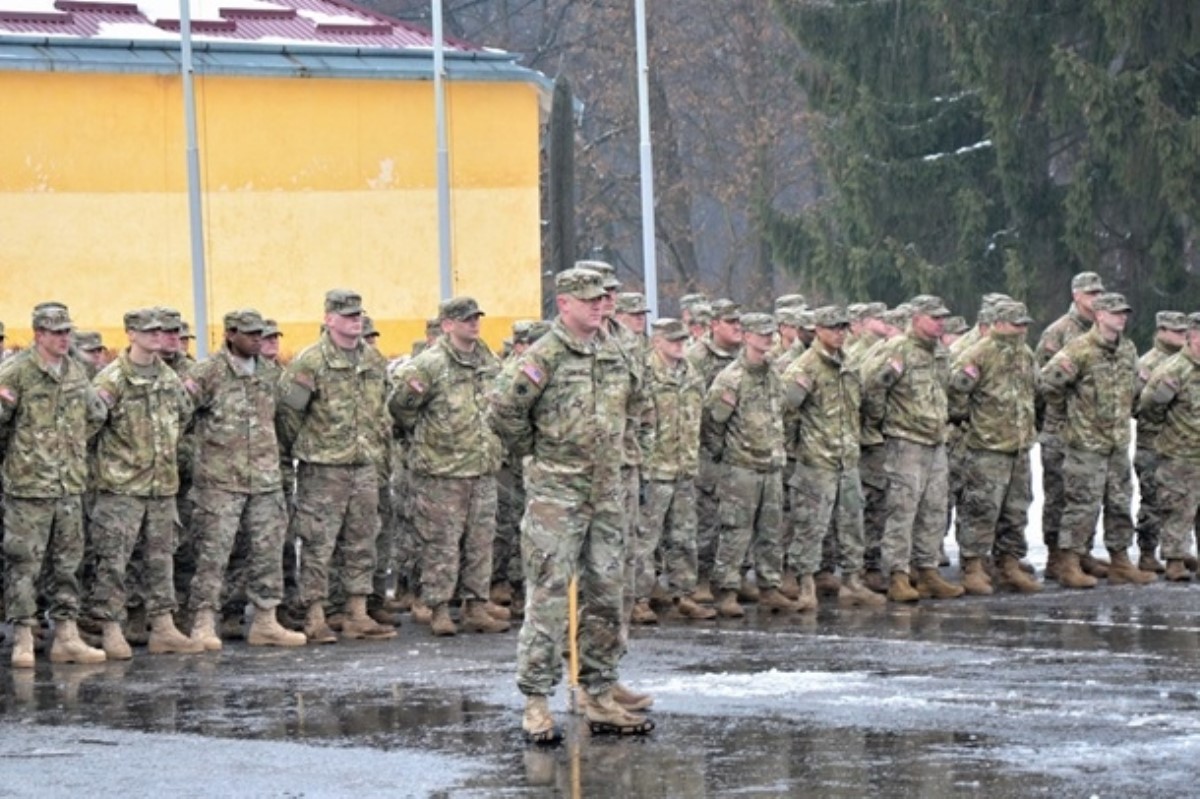 В Украину прибыли военные инструкторы НАТО