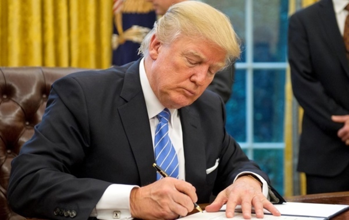 Трамп отсрочил подписание нового указа о миграции