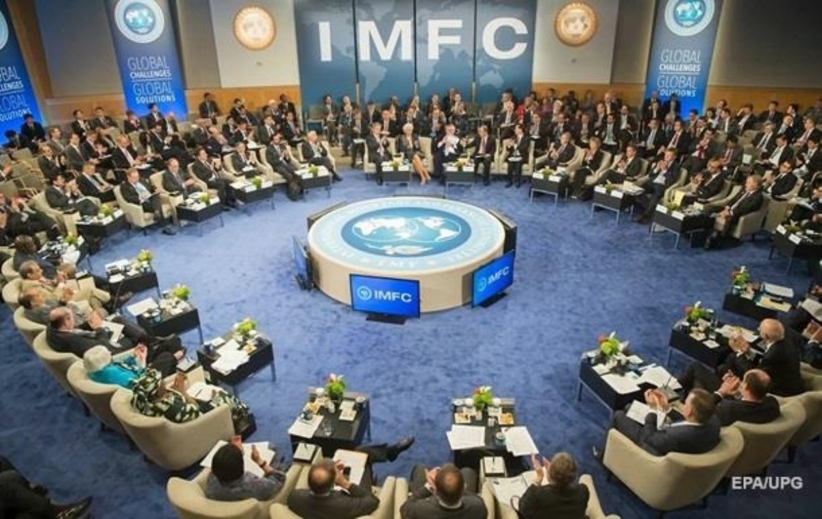 МВФ рассмотрит выделение транша Украине