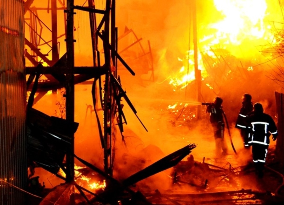 В Одессе огонь уничтожил 15 частных домов