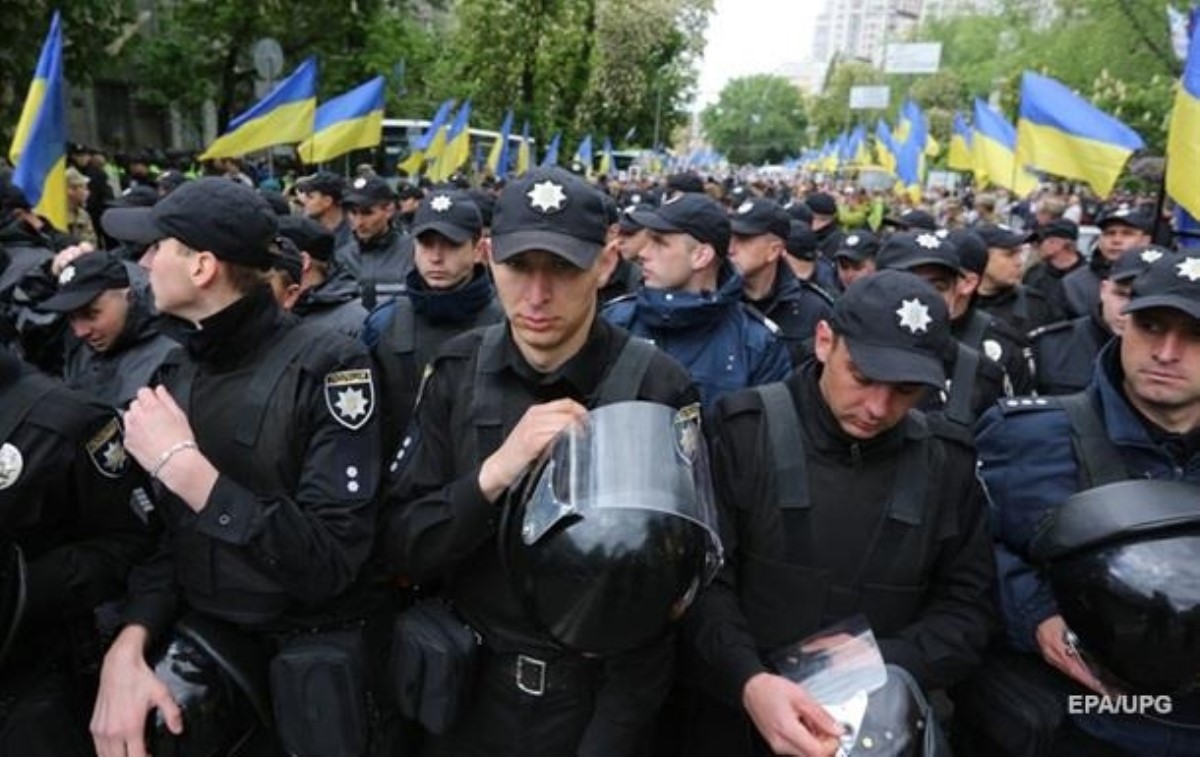 В Украине 9 мая задержали около 50 человек