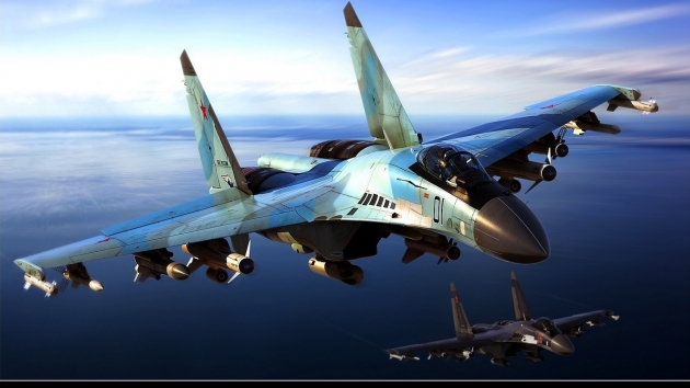 Новейшие российские истребители Су-35 впервые замечены вблизи Аляски