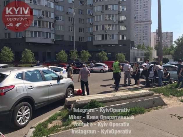 В Киеве застрелили мужчину, объявлен план "Перехват"