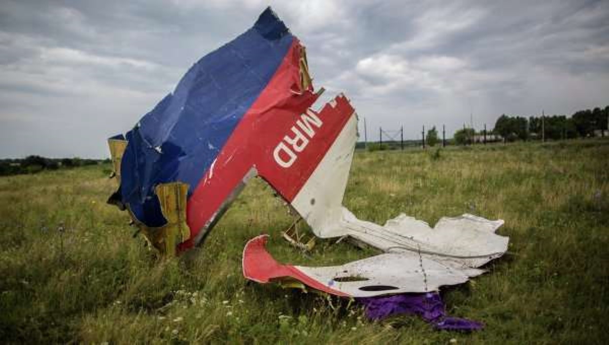 Порошенко сделал громкое заявление о сбитом над Донбассом Boeing