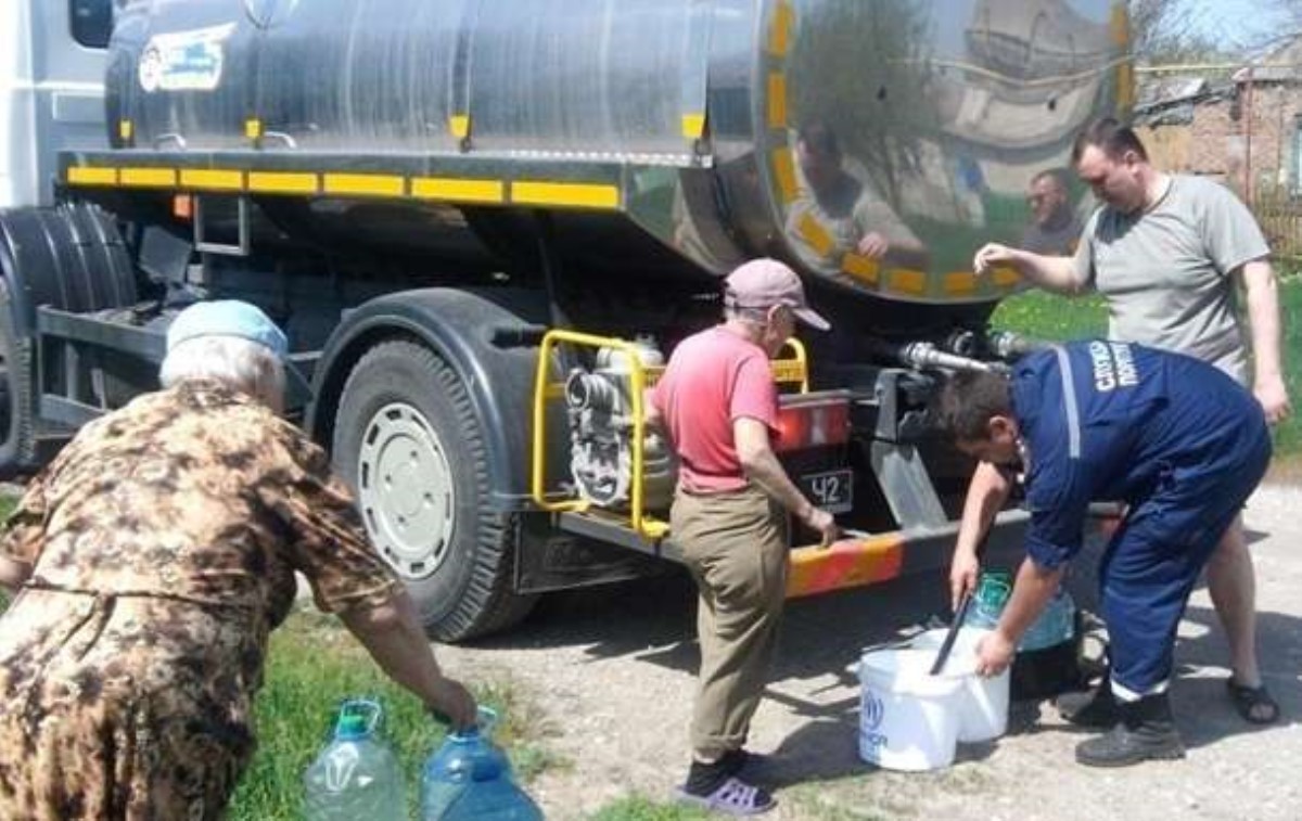 На Донбассе 400 тысяч человек вновь остались без воды