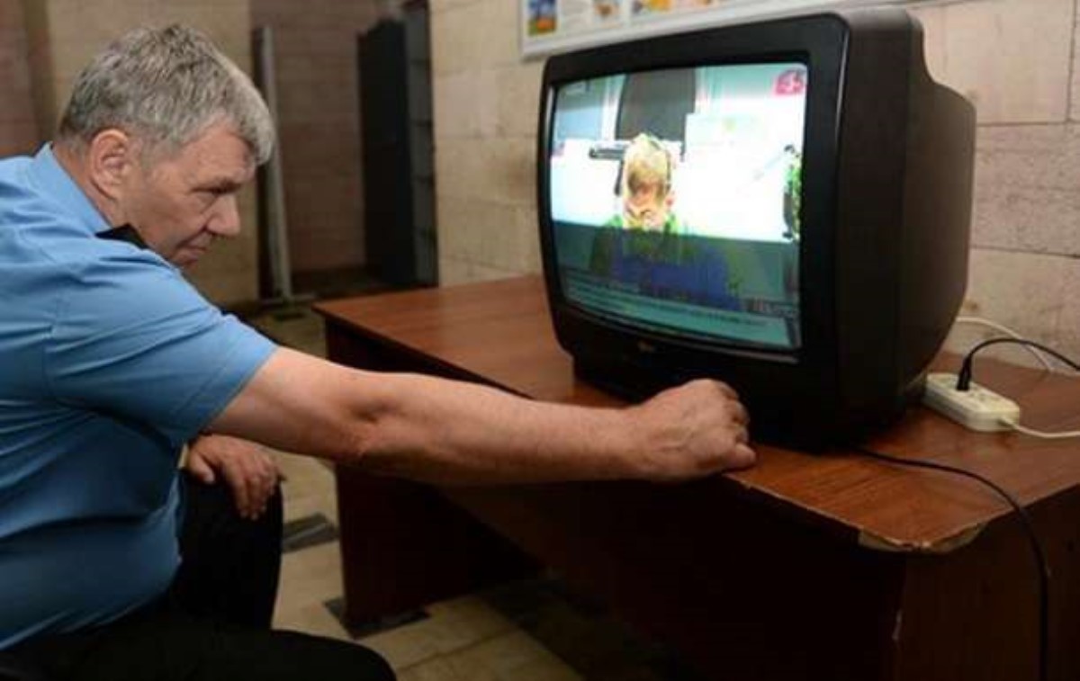 Вещание аналогового ТВ в Украине хотят продлить на год